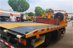 瑞金附近拖车电话号码服务