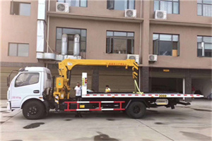 瑞金附近汽车轮胎更换